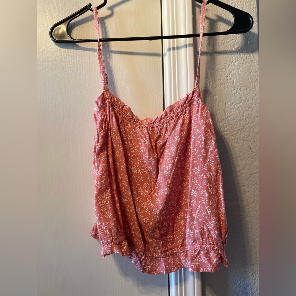 Hollister Coral crop top NWT